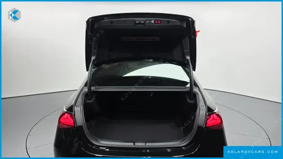 MERCEDES E-CLASS E200 AVANTGARDE