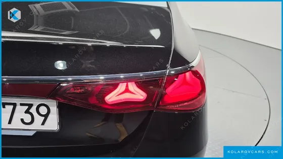 MERCEDES E-CLASS E200 AVANTGARDE