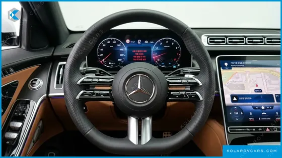 MERCEDES E-CLASS E300 4MATIC AMG LINE