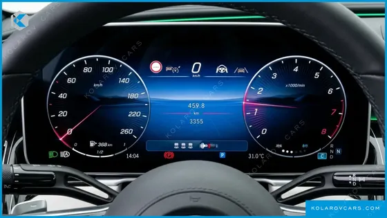 MERCEDES E-CLASS E300 4MATIC AMG LINE