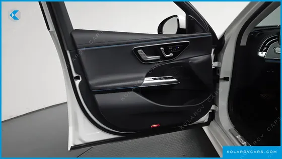 MERCEDES E-CLASS E200 AVANTGARDE