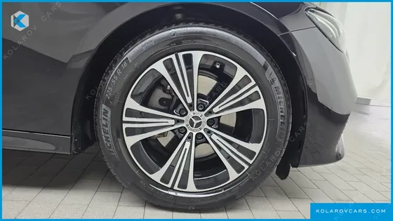 MERCEDES E-CLASS E200 AVANTGARDE