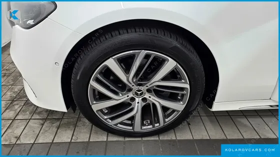 MERCEDES E-CLASS E220D 4MATIC EXCLUSIVE