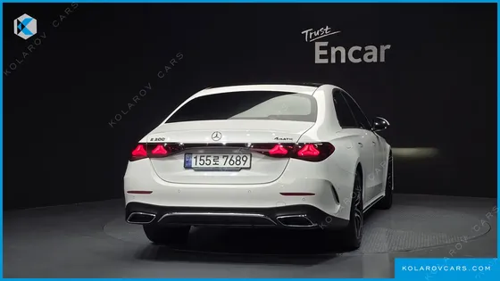 MERCEDES E-CLASS E300 4MATIC AMG LINE