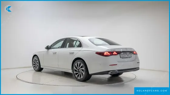 MERCEDES E-CLASS E300 4MATIC EXCLUSIVE