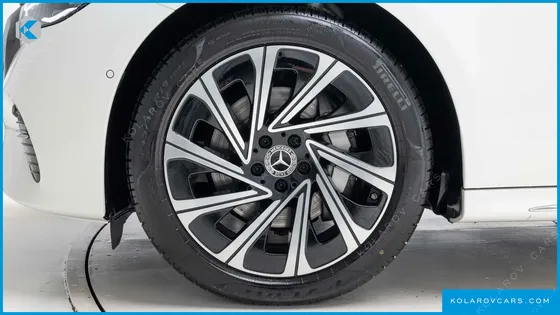MERCEDES E-CLASS E300 4MATIC EXCLUSIVE