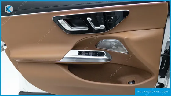 MERCEDES E-CLASS E300 4MATIC EXCLUSIVE
