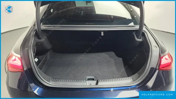 MERCEDES E-CLASS E300 4MATIC AMG LINE