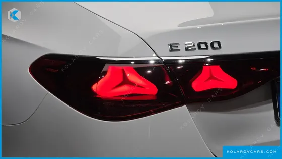 MERCEDES E-CLASS E200 AVANTGARDE