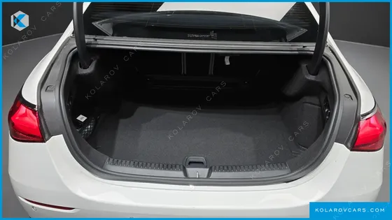MERCEDES E-CLASS E200 AVANTGARDE