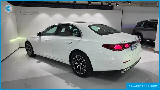 MERCEDES E-CLASS E200 EXCLUSIVE
