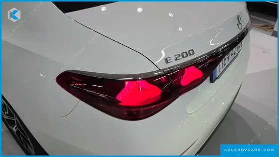 MERCEDES E-CLASS E200 EXCLUSIVE