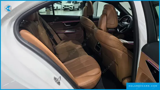 MERCEDES E-CLASS E200 EXCLUSIVE