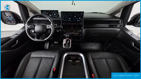 HYUNDAI STARIA HEV 1.6T CARGO 5-SEATER