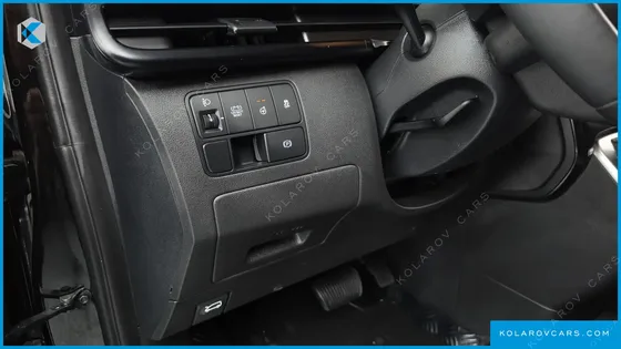 HYUNDAI STARIA HEV 1.6T CARGO 5-SEATER