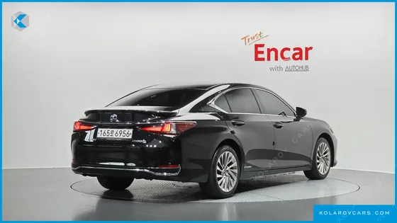 LEXUS ES LUXURY PLUS