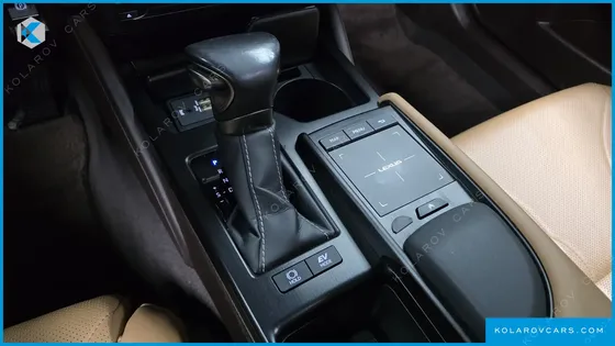 LEXUS ES LUXURY PLUS