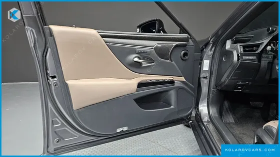 LEXUS ES EXECUTIVE