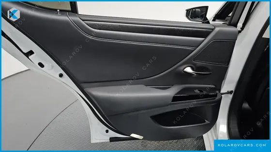 LEXUS ES LUXURY PLUS
