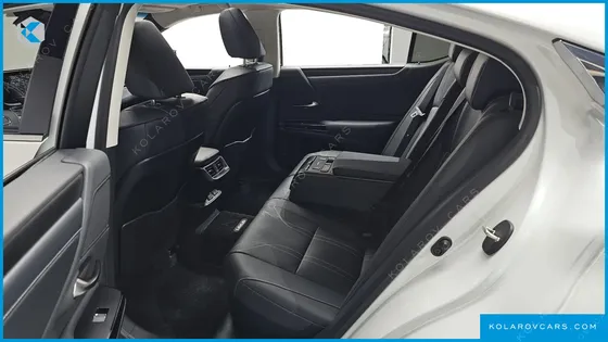 LEXUS ES LUXURY PLUS