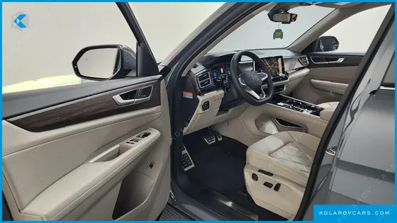 VOLKSWAGEN ATLAS 2.0 TSI R-LINE 6-SEATER