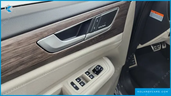 VOLKSWAGEN ATLAS 2.0 TSI R-LINE 6-SEATER