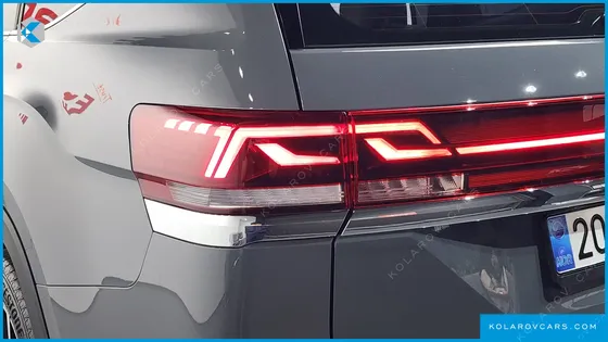 VOLKSWAGEN ATLAS 2.0 TSI R-LINE 6-SEATER