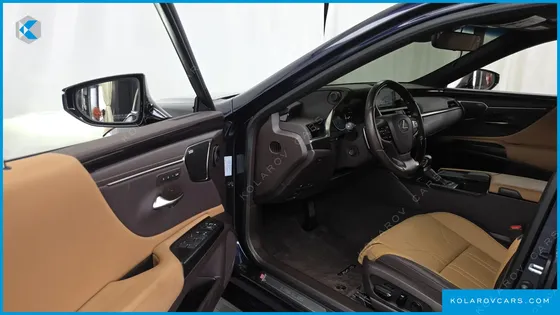 LEXUS ES EXECUTIVE