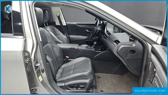 LEXUS ES EXECUTIVE