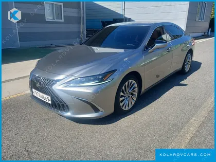 LEXUS ES EXECUTIVE