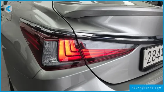 LEXUS ES LUXURY PLUS