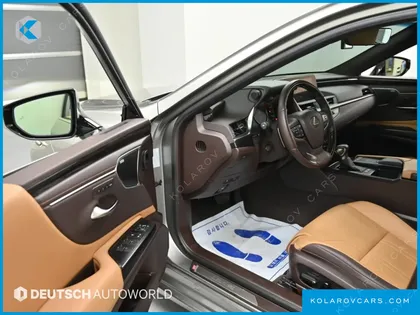 LEXUS ES EXECUTIVE