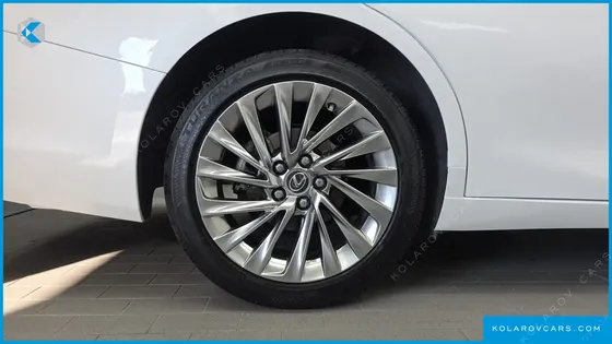 LEXUS ES EXECUTIVE