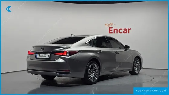 LEXUS ES EXECUTIVE