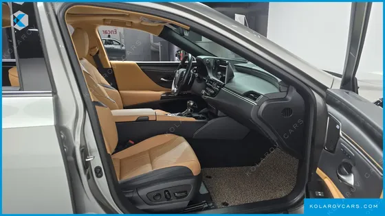 LEXUS ES EXECUTIVE