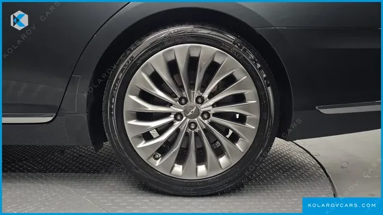 GENESIS EQ900 3.8 GDI AWD