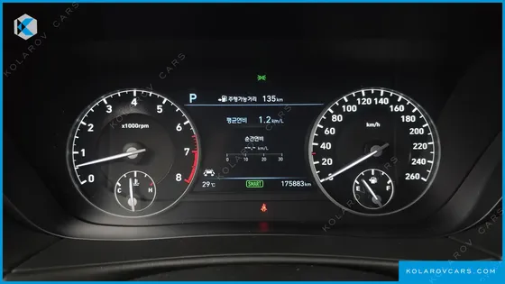 GENESIS EQ900 5.0 GDI AWD LIMOUSINE