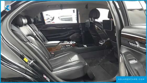 GENESIS EQ900 5.0 GDI AWD LIMOUSINE
