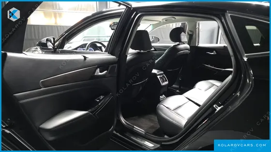 KIA K7 3.0 LPI PRESTIGE(RENTED)