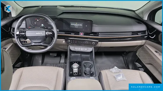 KIA CARNIVAL DIESEL 9-SEATER GRAVITY