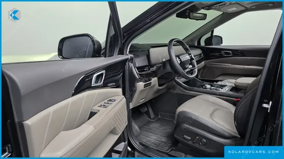 KIA CARNIVAL DIESEL 9-SEATER GRAVITY