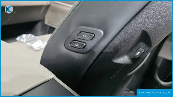KIA CARNIVAL DIESEL 9-SEATER GRAVITY