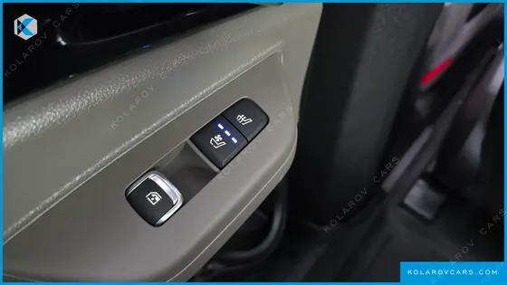 KIA CARNIVAL DIESEL 9-SEATER GRAVITY