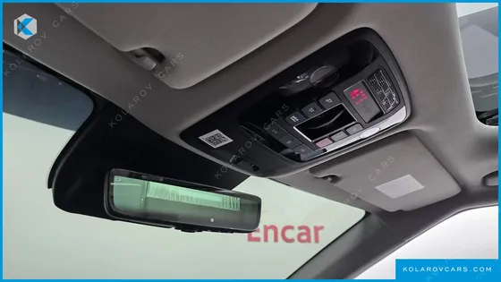 KIA CARNIVAL DIESEL 9-SEATER GRAVITY