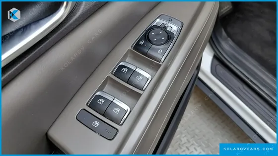 KIA CARNIVAL DIESEL 9-SEATER NOBLESSE