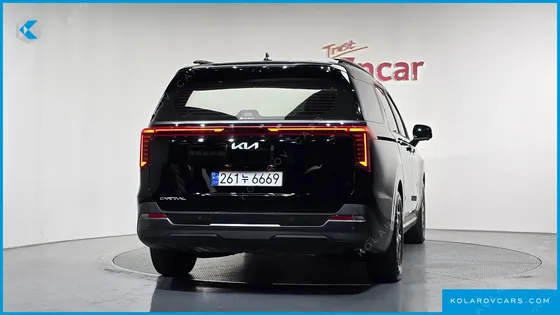 KIA CARNIVAL GASOLINE 9-SEATER GRAVITY