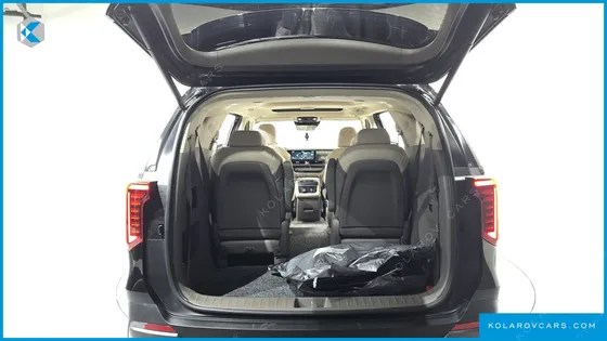 KIA CARNIVAL GASOLINE 9-SEATER GRAVITY