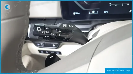 KIA CARNIVAL GASOLINE 9-SEATER GRAVITY