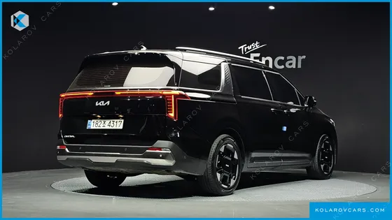 KIA CARNIVAL DIESEL 9-SEATER SIGNATURE
