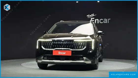 KIA CARNIVAL DIESEL 9-SEATER SIGNATURE